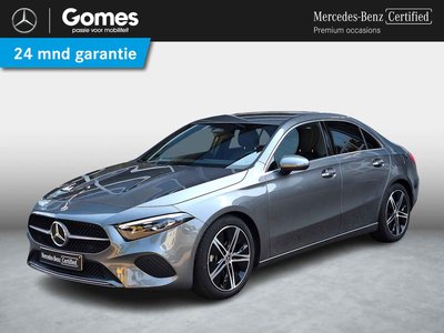 Mercedes-Benz A-Klasse Limousine 180 Star Edition Luxury | Trekhaak 1